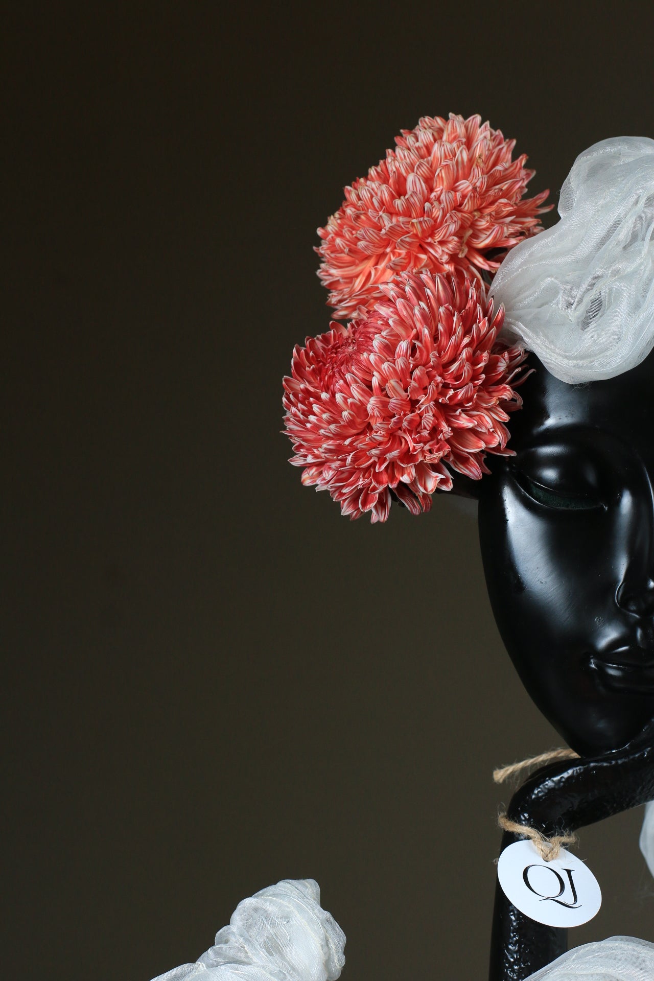 Femininity of imagination